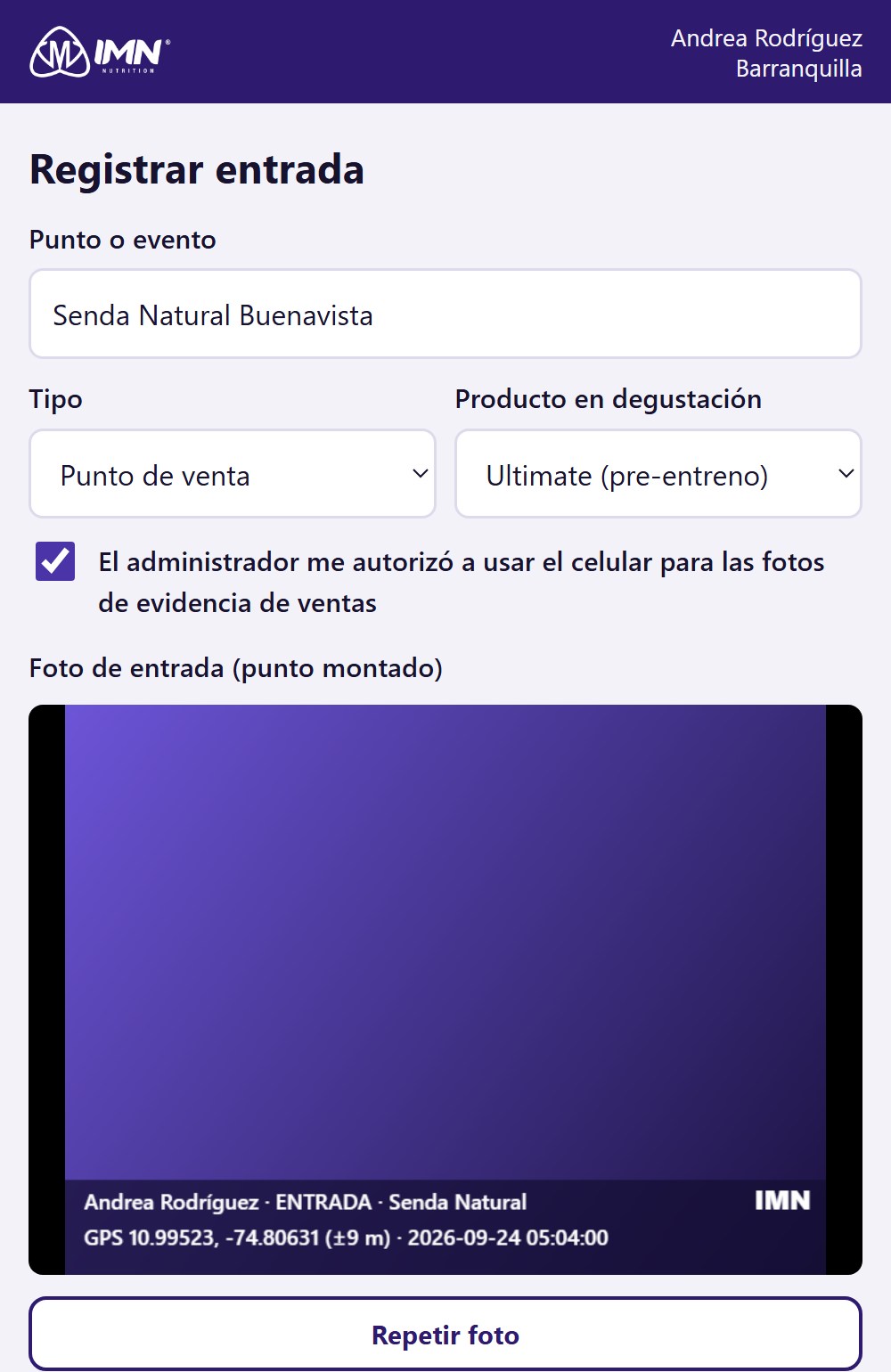 Pantalla de la app para registrar la entrada: punto, tipo, producto en degustación, permiso del administrador y foto del punto montado con fecha, hora y GPS estampados